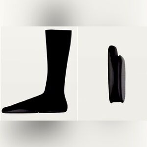 Yeezy Pods Size 3